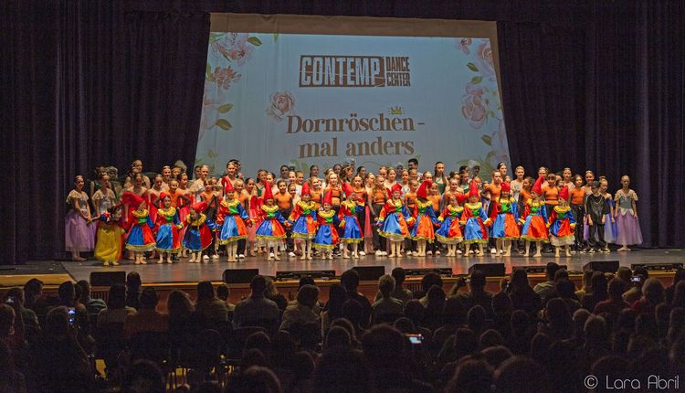 MUSKELKATER: Ballett - Dornröschen mal anders