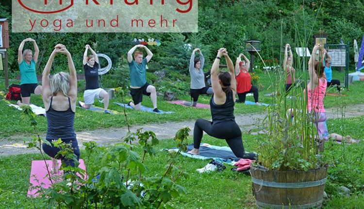 Rückblick: EINKLANG Workshop "Kräuter-Yoga mit Vesper"