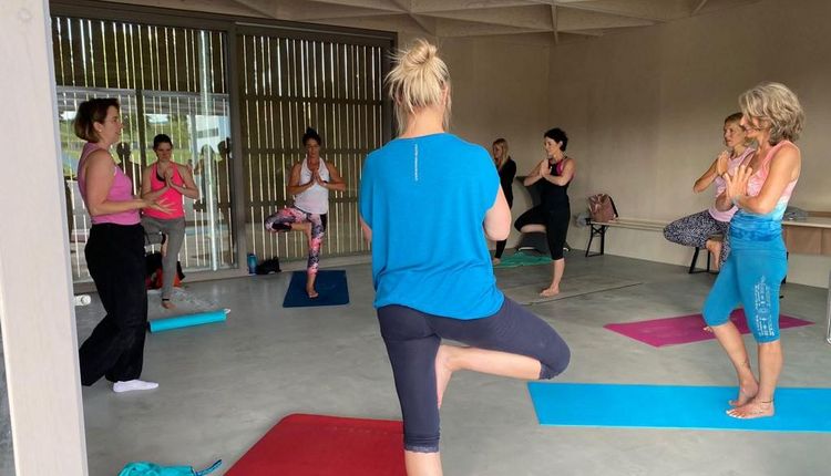 Rückblick: "Kräuter-Yoga im Bürgerpark Weinstadt"